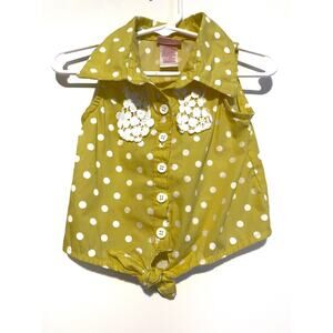 Nannette sleeveless collared knit top. Yellow polka dot lightweight Size 2T